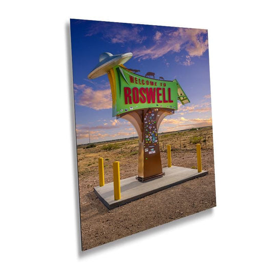 Welcome to Roswell, New Mexico: Wall Art Print Iconic UFO Roswell New Mexico Signage Aluminum/Acrylic/Metal/Canvas