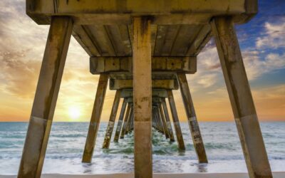Sunrise at Johnnie Mercer’s Fishing Pier on Wrightsville Beach in Wilmington, No…