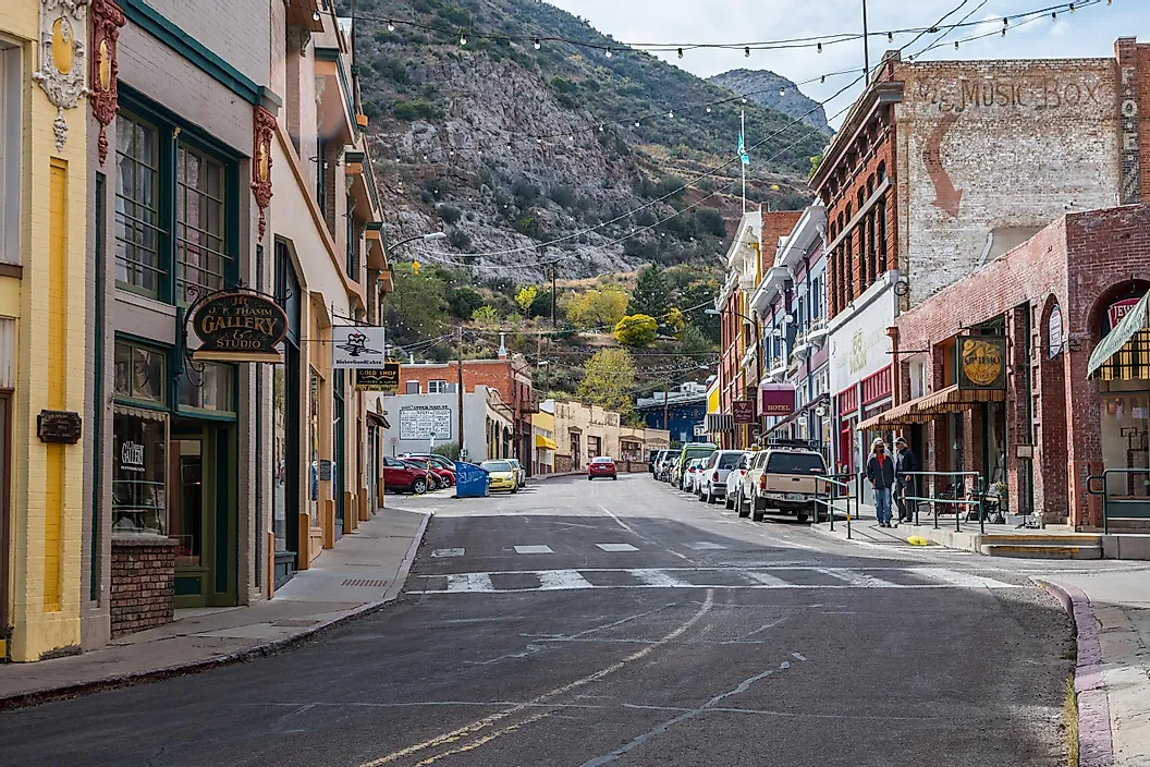These Small Towns in Arizona Come Alive in Fall These Small Towns in Arizona Come Alive in Fall