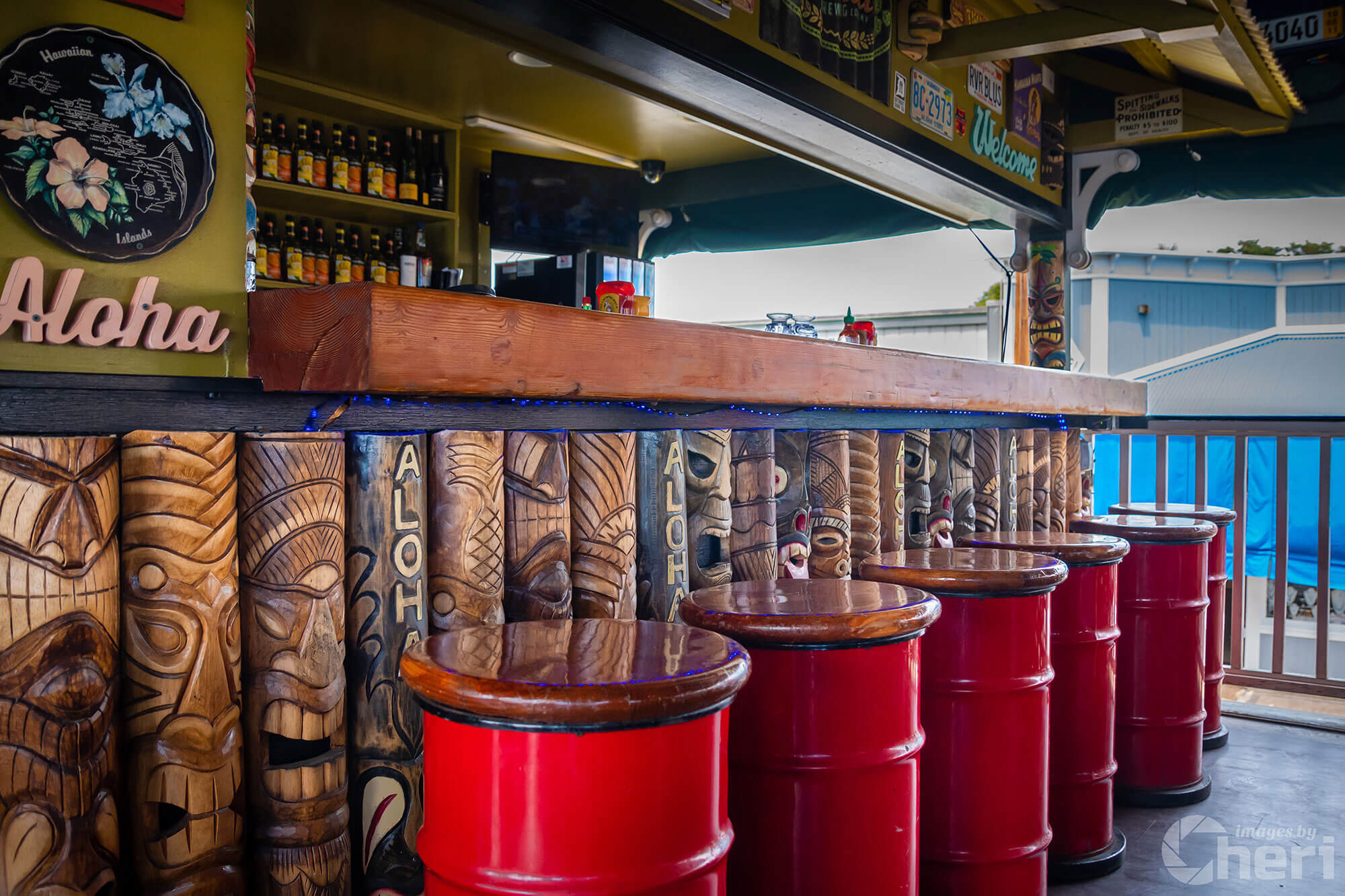 Maui’s-Bar_watermark Maui's Bar