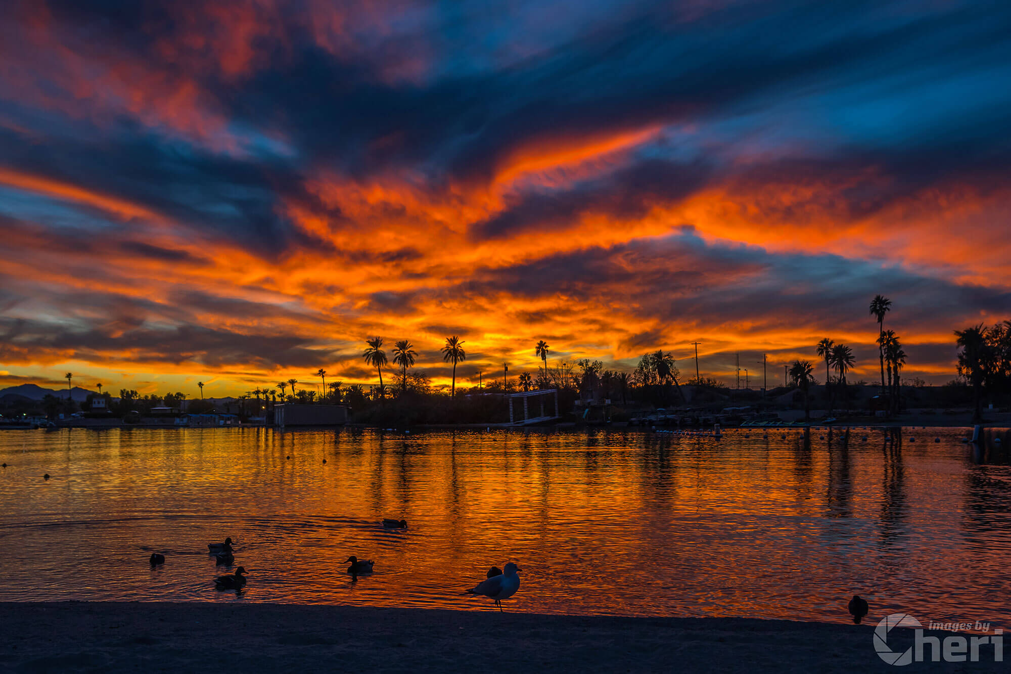 Twilight Reflections: Lake Havasu Sunset Twilight Reflections: Lake Havasu Sunset