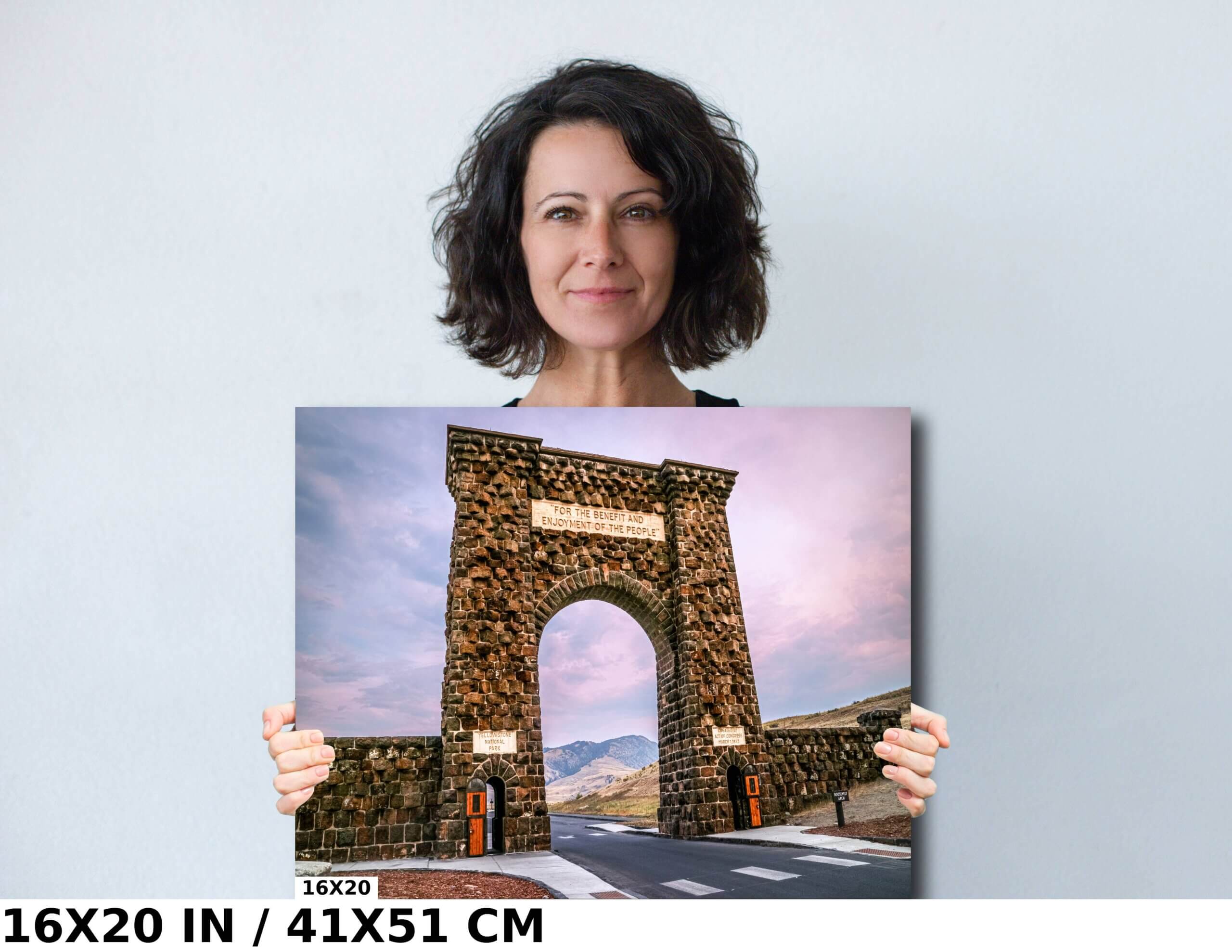 Arch of Adventure: Roosevelt Arch at Yellowstone Diagram