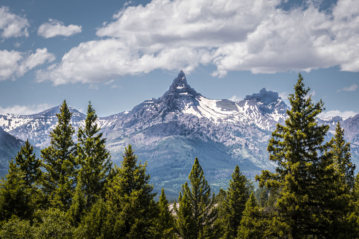Skyward Ascent: Pilot Peak in Wyoming