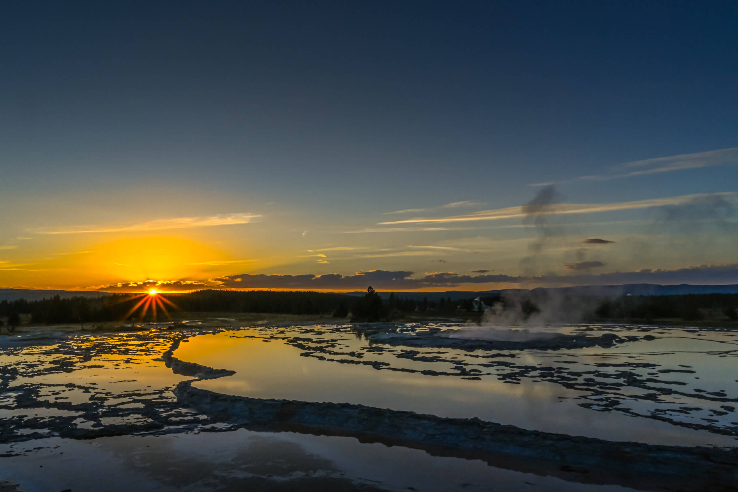 Geyser Grace: Capturing Yellowstone’s Erupting Geyser