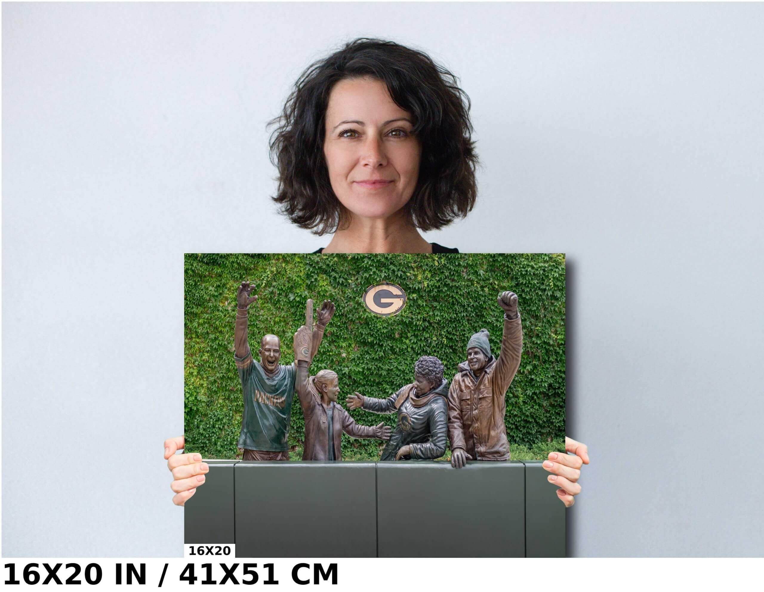 Green Bay Heart: Statue of Devoted Packers Fans Lambeau Field Diagram