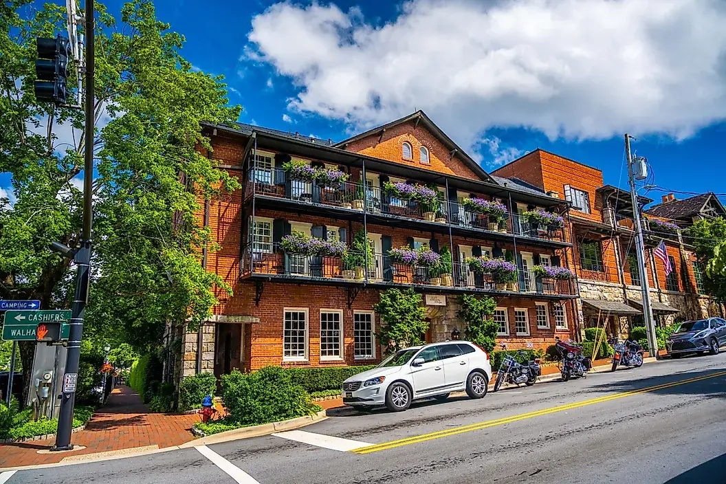 11 Stunning Small Towns In North Carolina