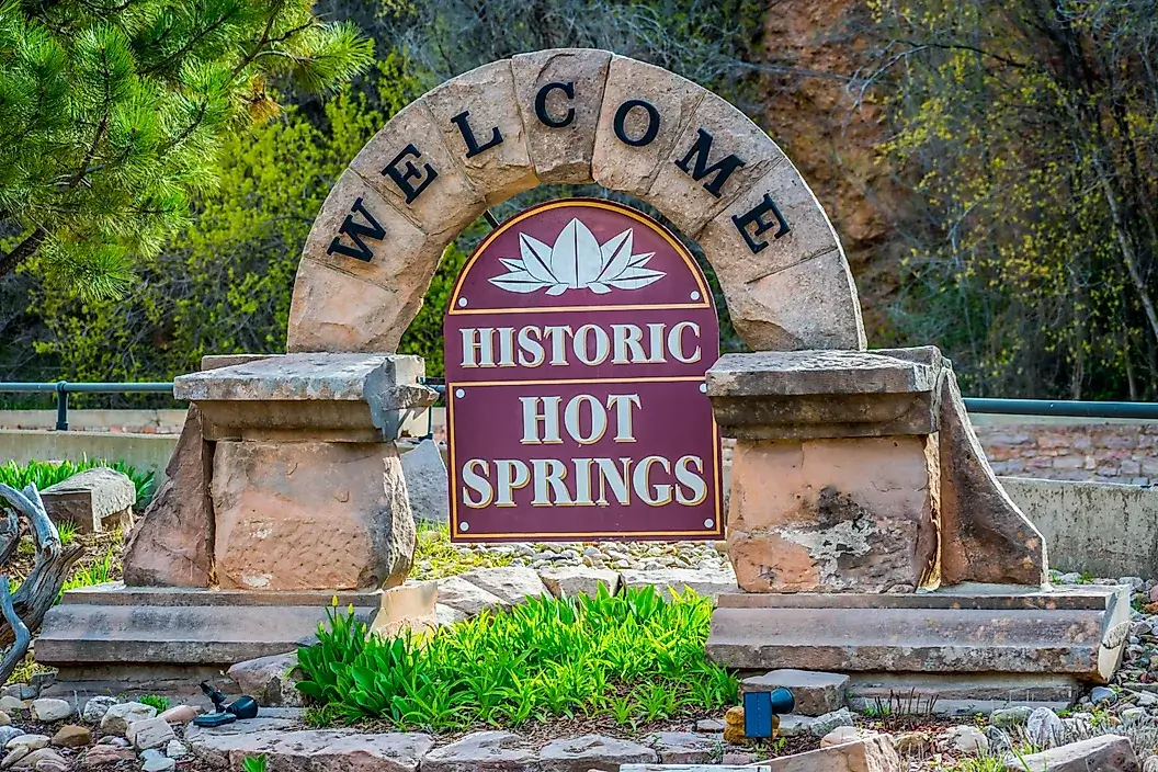 South Dakota’s ‘Picture City’ Of The Black Hills Has Hot Springs, Small-Town Creative Charm, And Fossil History