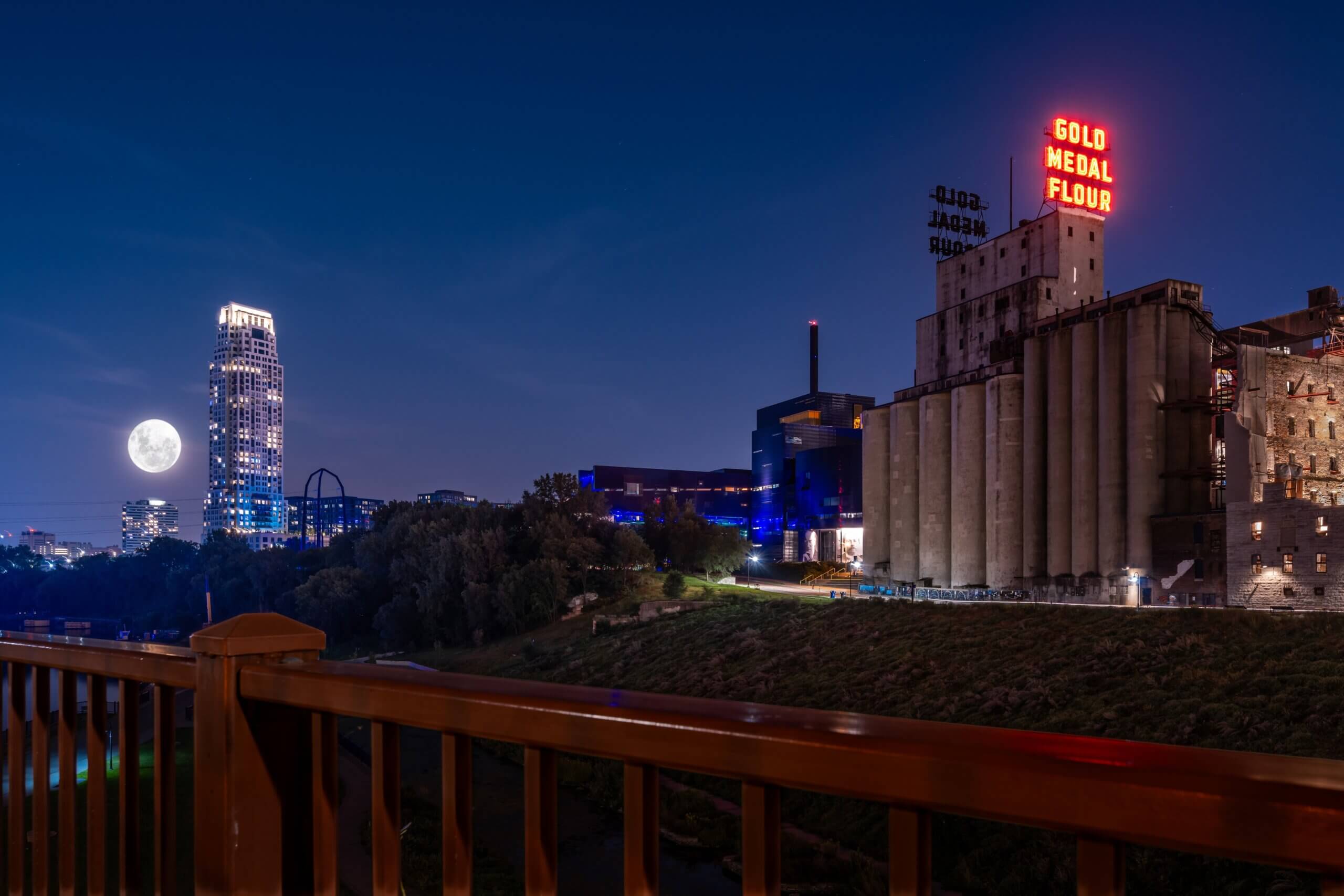 Minneapolis by Night: Gold Medal Flour Mill City Museum Minneapolis by Night: Gold Medal Flour Mill City Museum