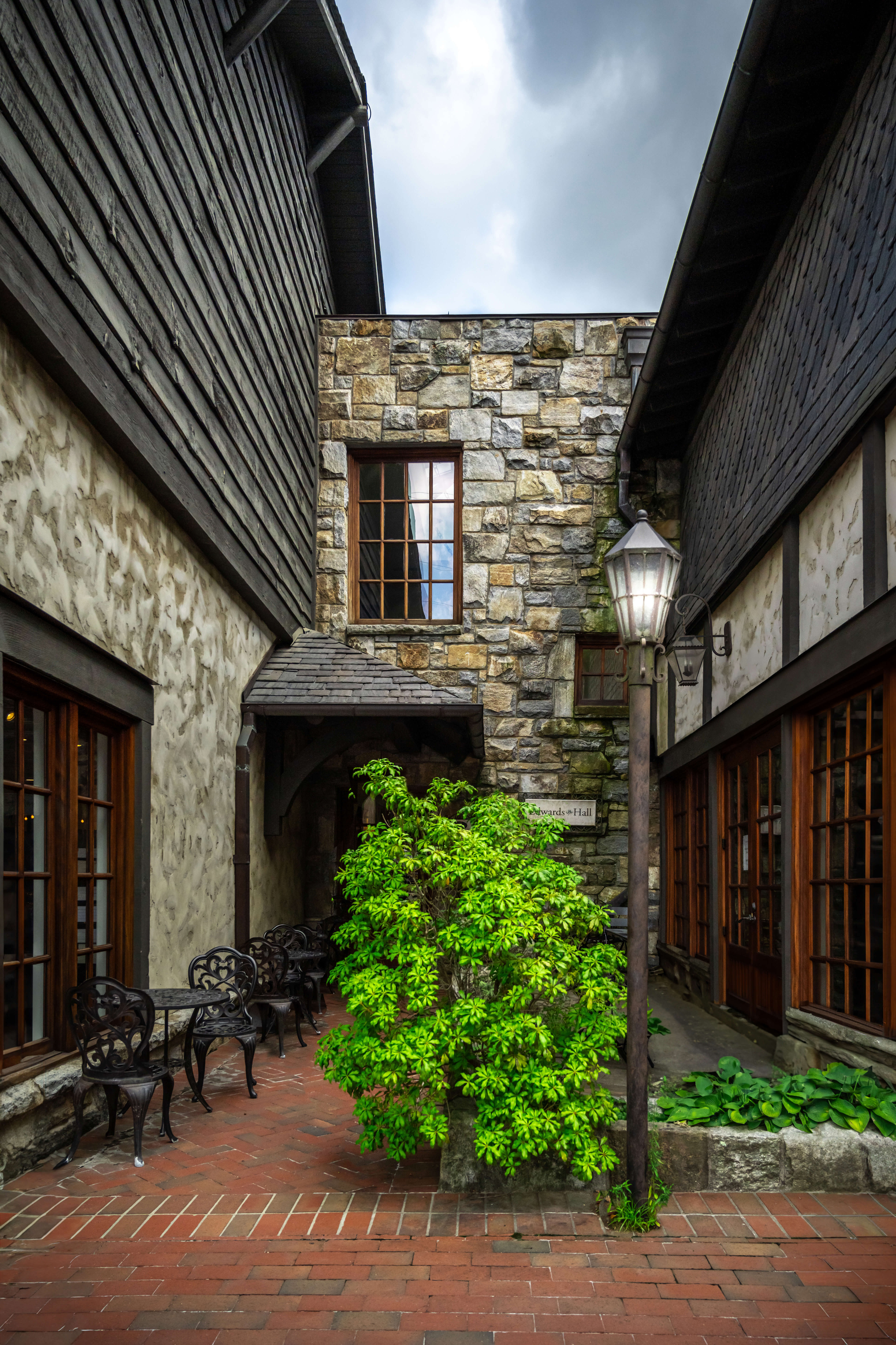 Inviting Elegance: Capturing the Essence of Old Edwards Inn Hall Inviting Elegance: Capturing the Essence of Old Edwards Inn Hall