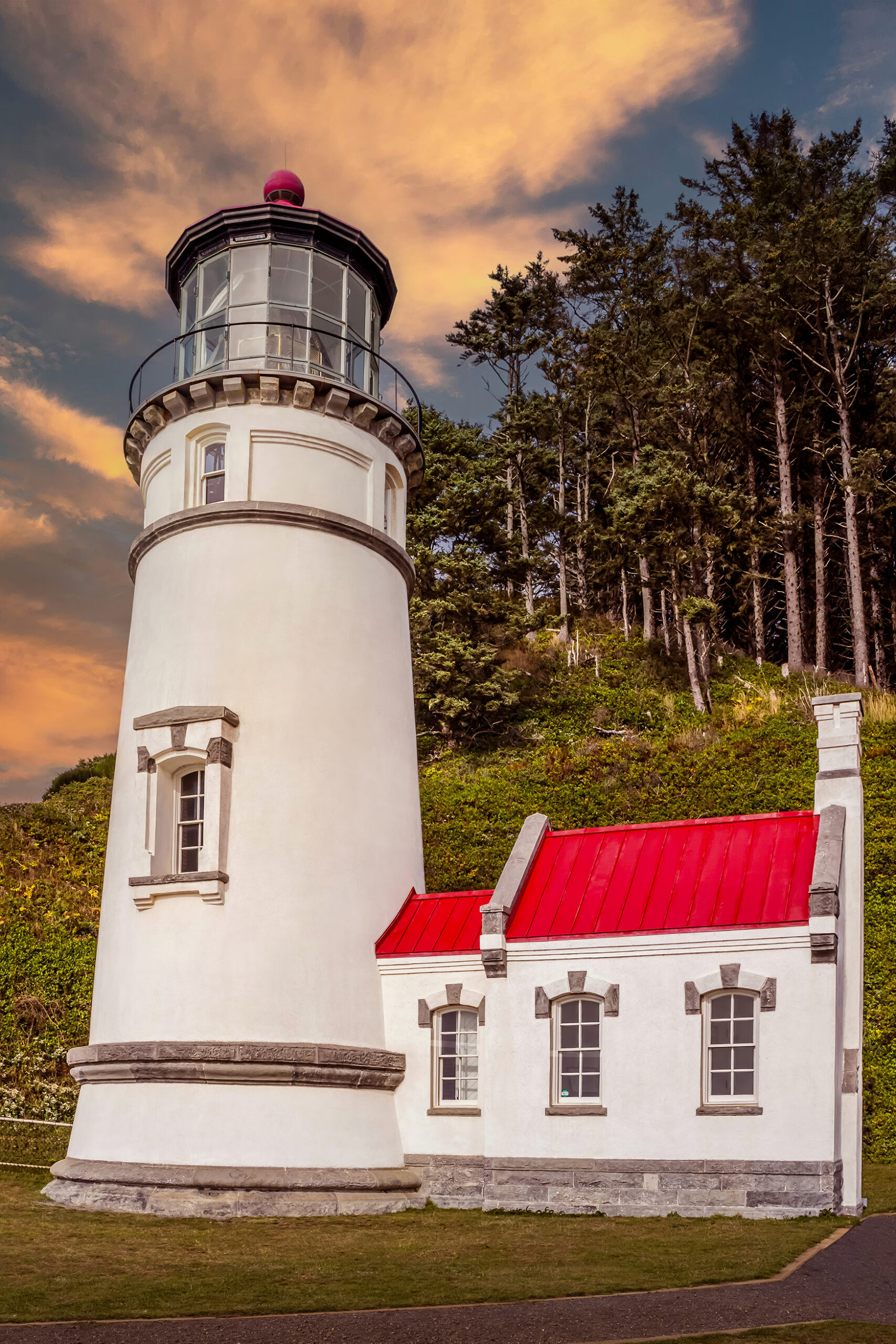 Oregon Coast Gem: Heceta Head Lighthouse Oregon Coast Gem: Heceta Head Lighthouse