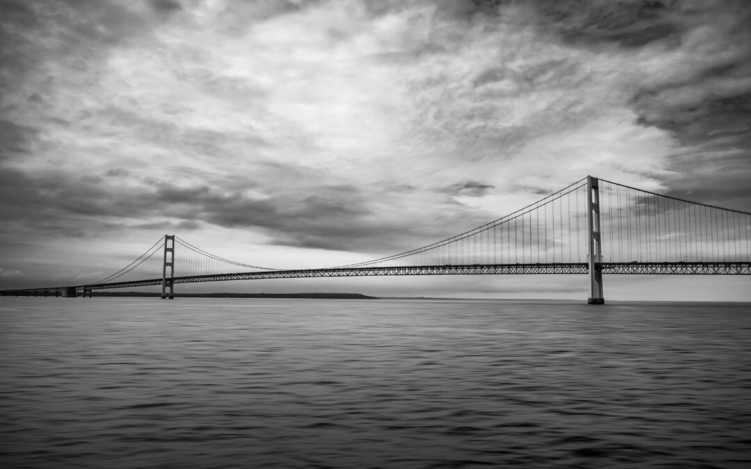 Bridging Time: Mackinac Bridge Michigan’s Upper and Lower Peninsulas