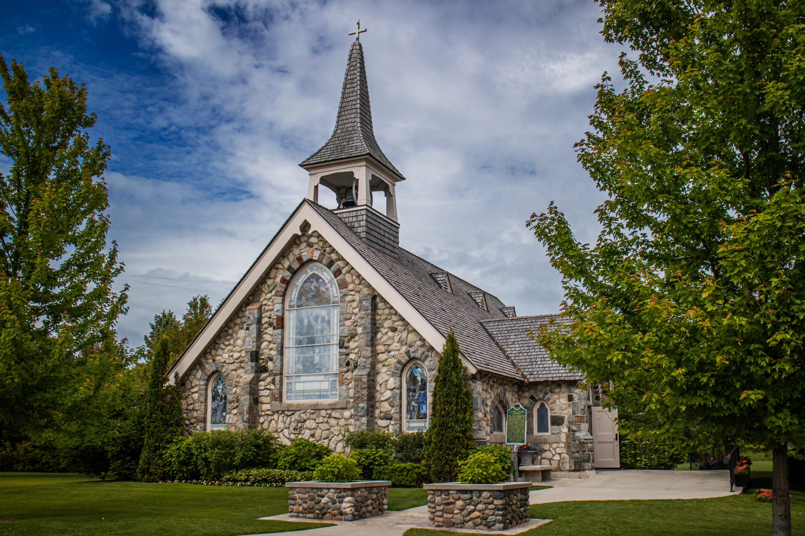 Mackinac Little Stone Church: Historic Union Congregational Church