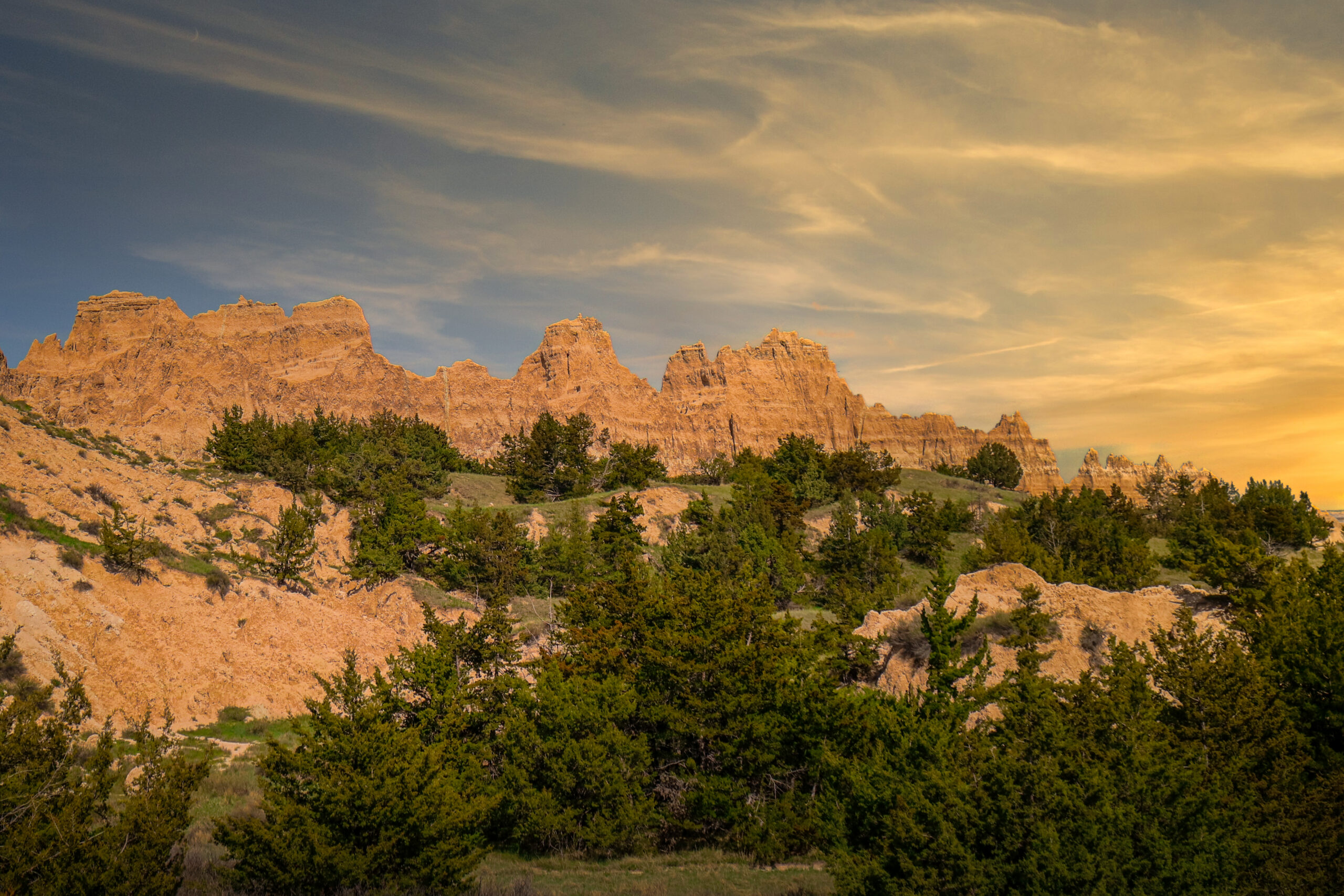 Badlands National Park, Golden Rock Formations and Pine Groves