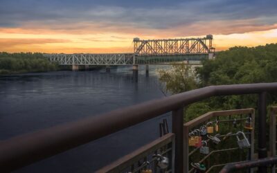 KC Locks of Love Over The Missouri River: Riverfront Heritage Trail