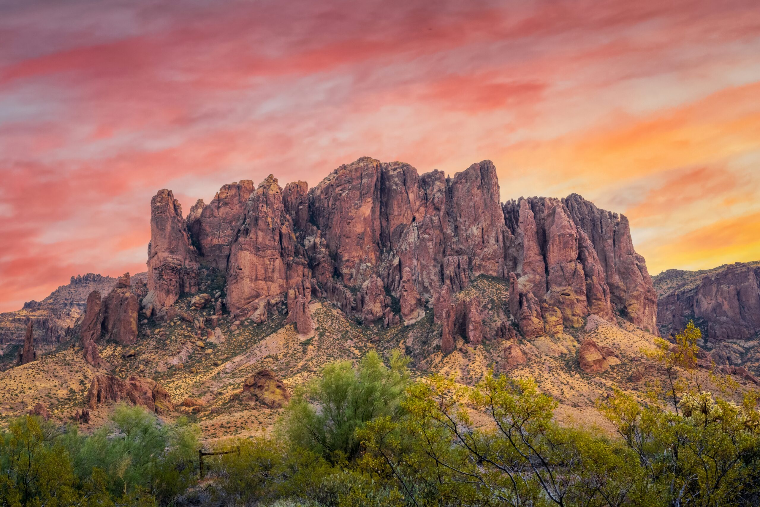 Superstition Mountains Sunrise: Lost Dutchman State Park